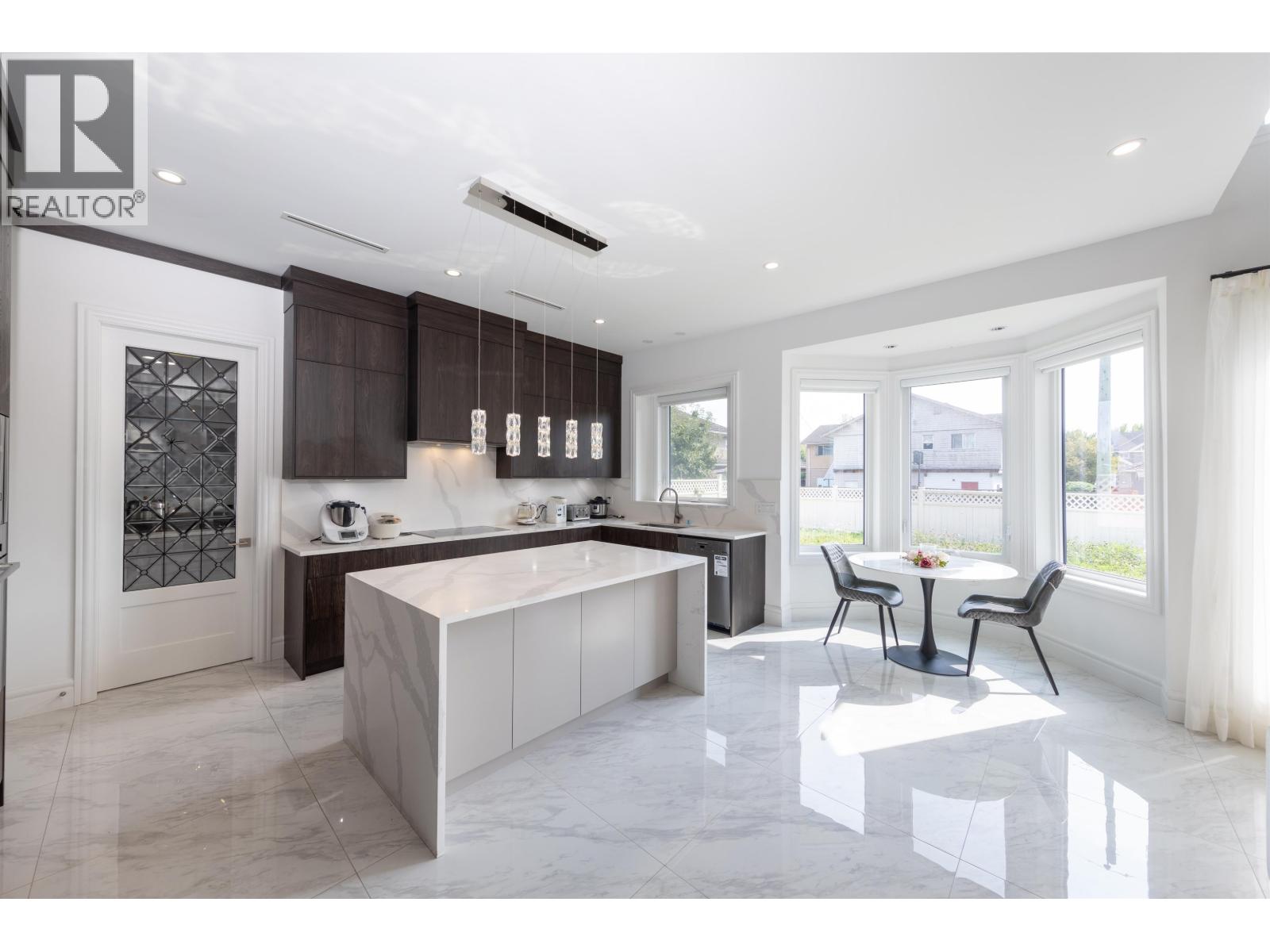 10740 ANAHIM DRIVE, Richmond