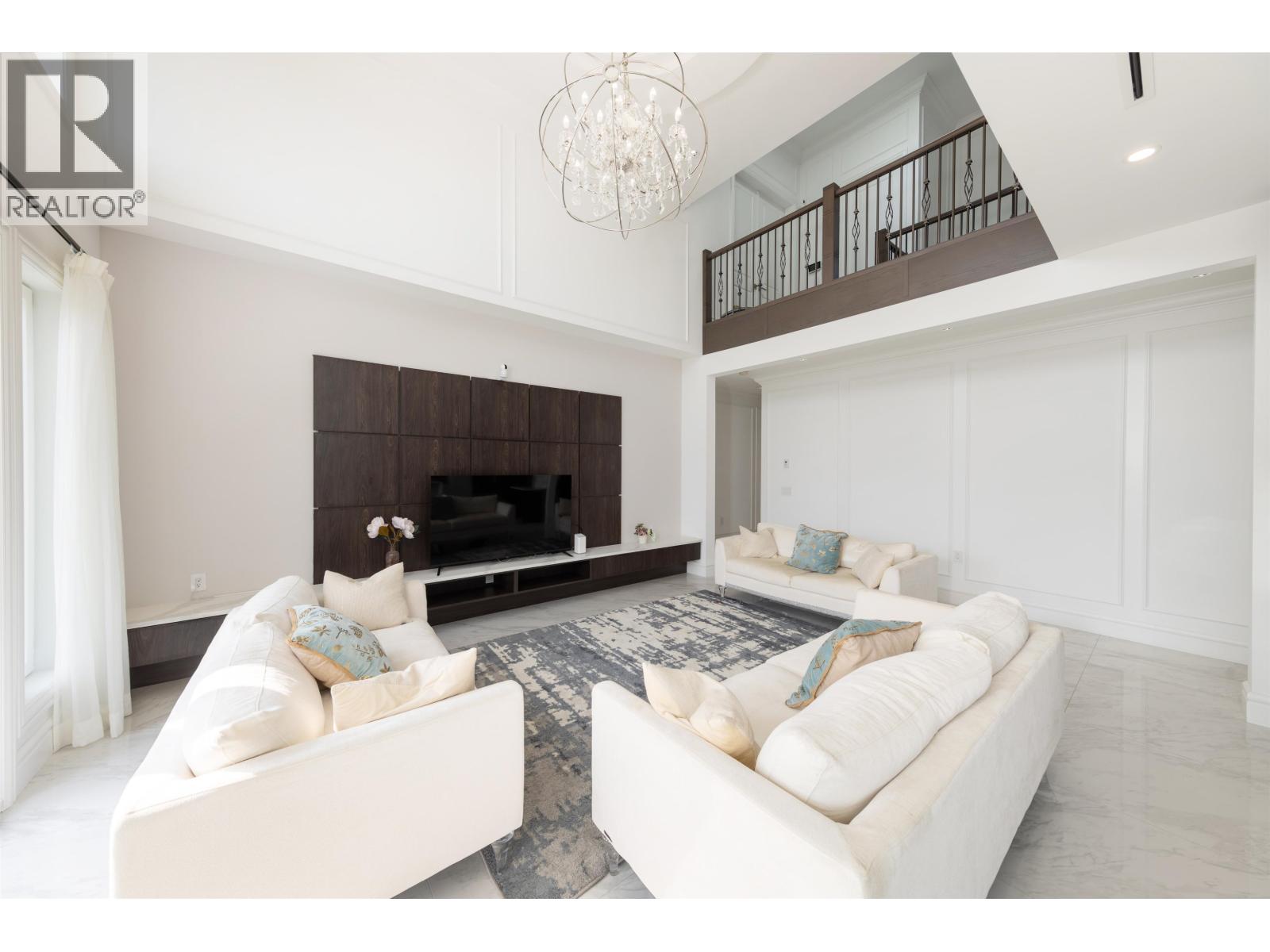 10740 ANAHIM DRIVE, Richmond