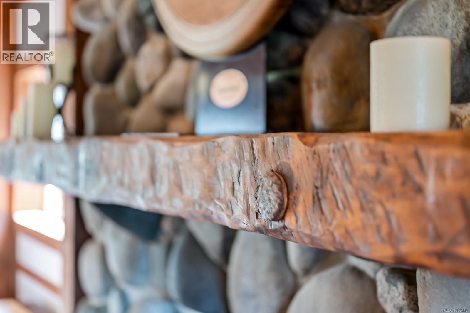 1760 Riverside Lane, Courtenay