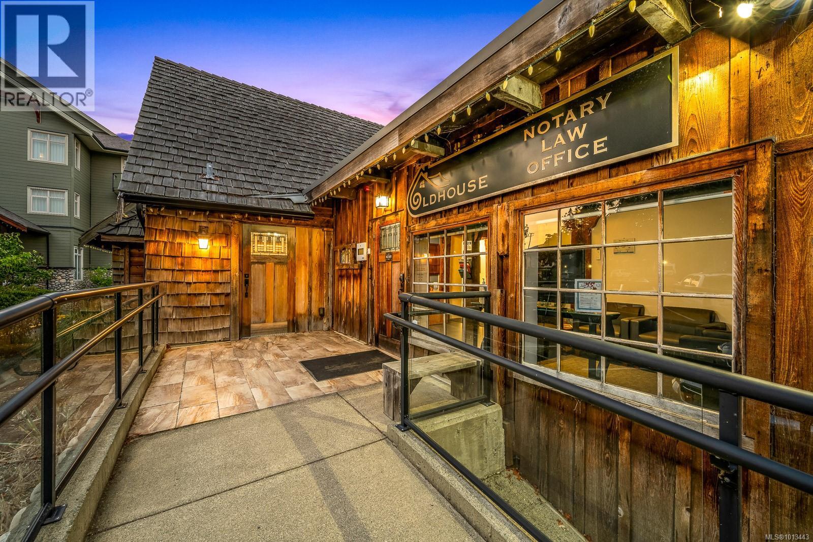 1760 Riverside Lane - photo 2