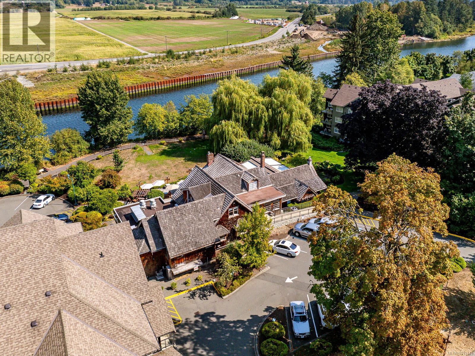 1760 Riverside Lane, Courtenay