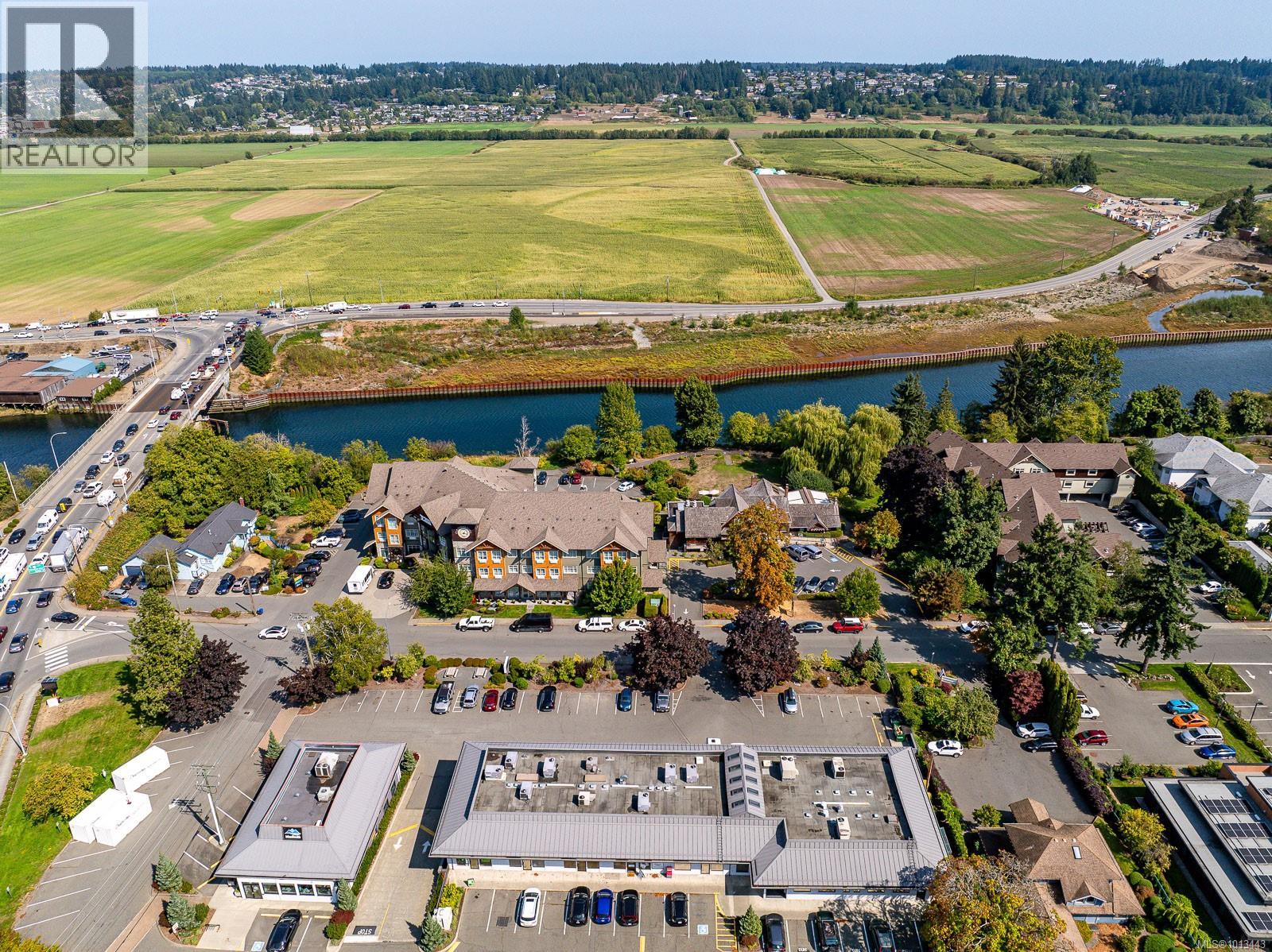 1760 Riverside Lane, Courtenay