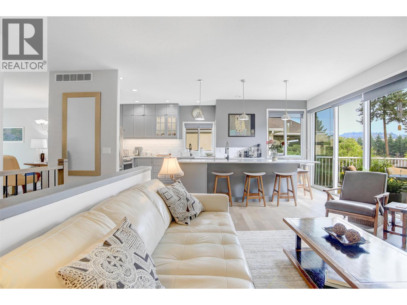 363 Woodpark Crescent, Kelowna