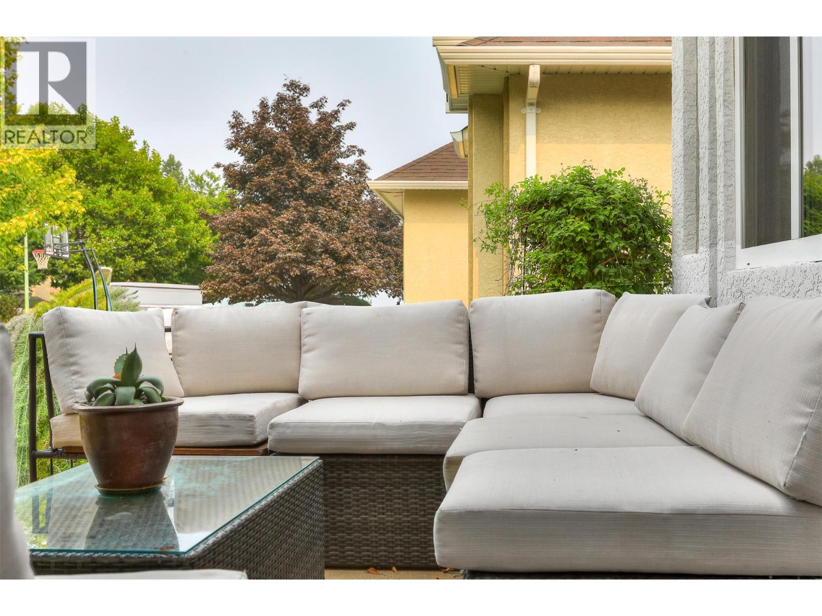  363 Woodpark Crescent, Kelowna