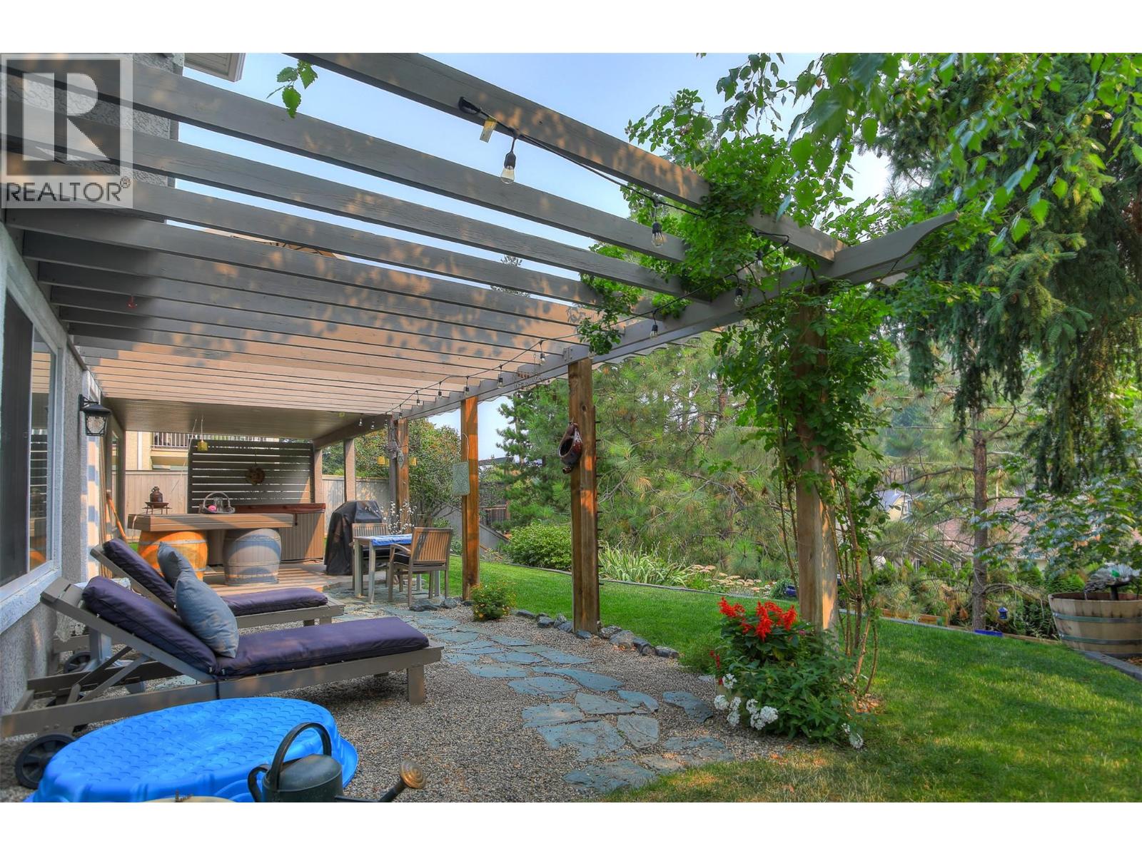  363 Woodpark Crescent, Kelowna
