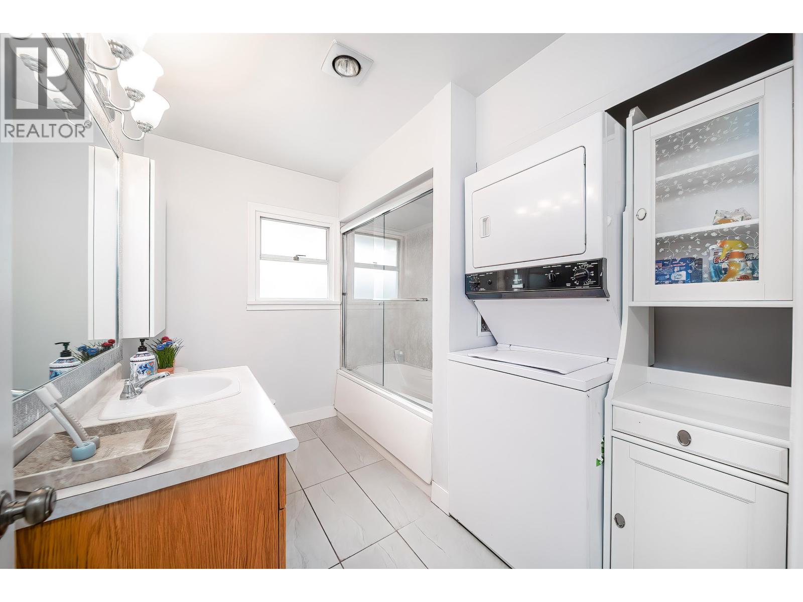 4066 YALE STREET, Burnaby