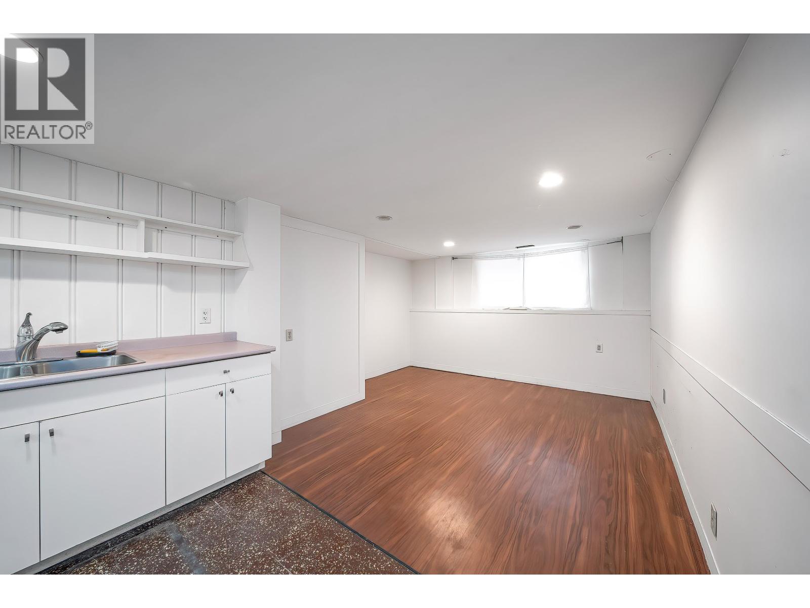 4066 YALE STREET, Burnaby