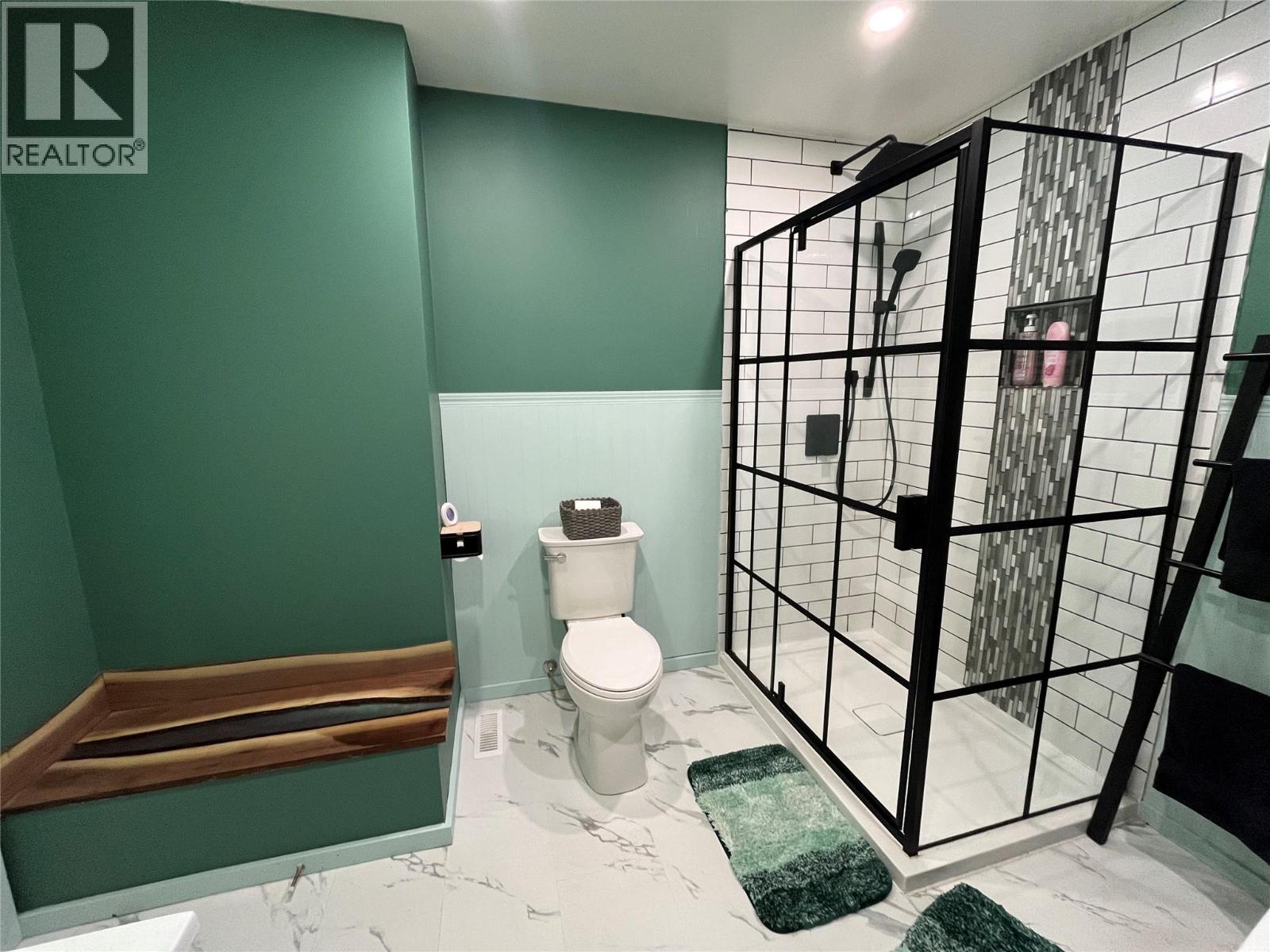 111 Birch Avenue, Tumbler Ridge