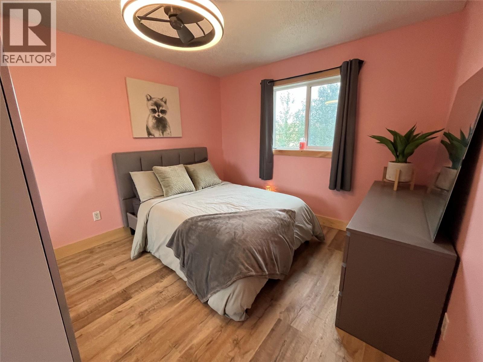 111 Birch Avenue, Tumbler Ridge