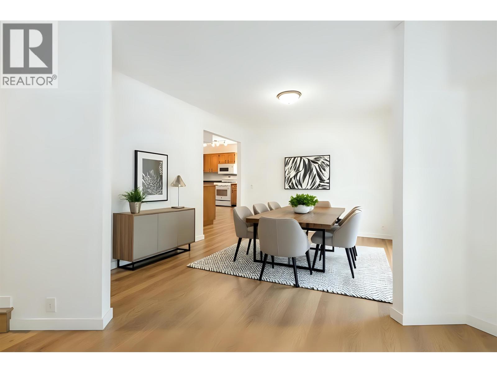 5733 BLUEBELL DRIVE, West Vancouver