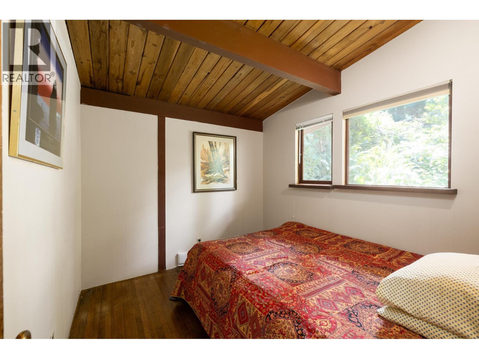 5733 BLUEBELL DRIVE, West Vancouver