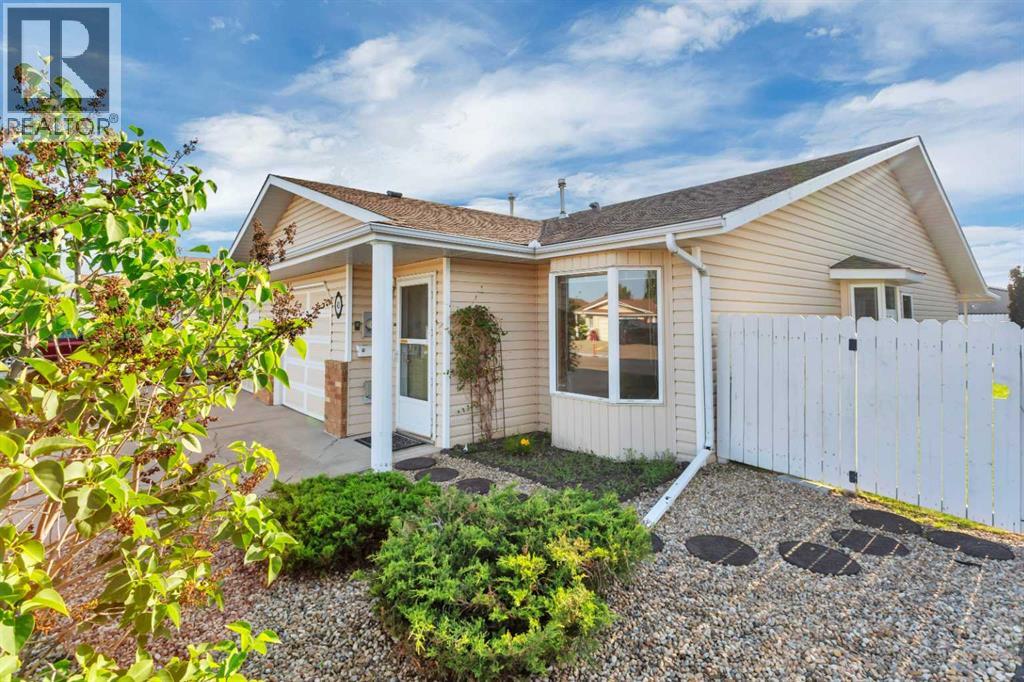 42 Dale Close, Red Deer