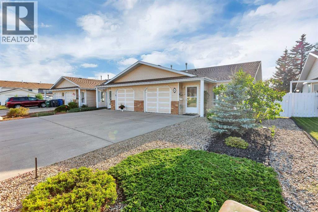 42 Dale Close, Red Deer