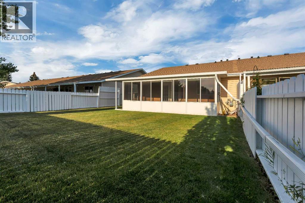42 Dale Close, Red Deer