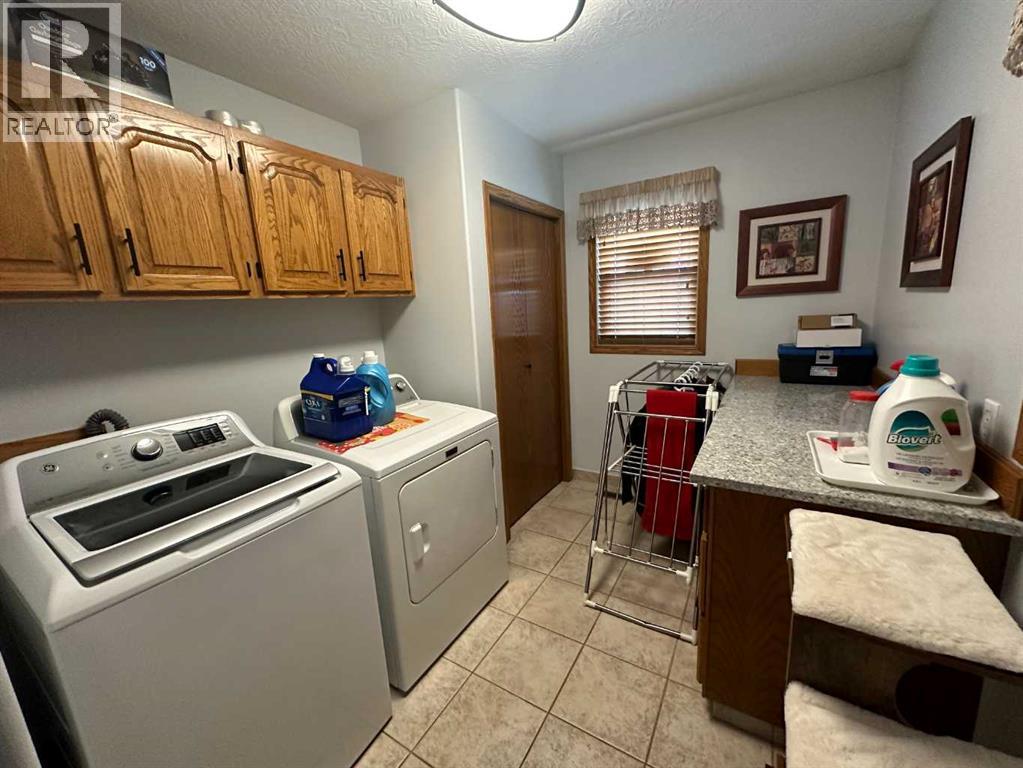 3318 Township Road 400, Rural Lacombe County