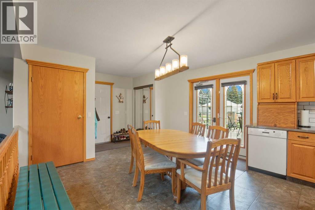 1530 TWP Road 414, Rural Lacombe County