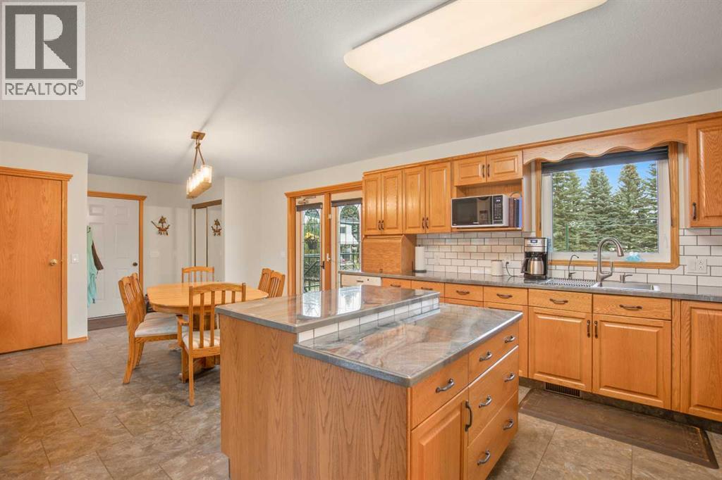 1530 TWP Road 414, Rural Lacombe County