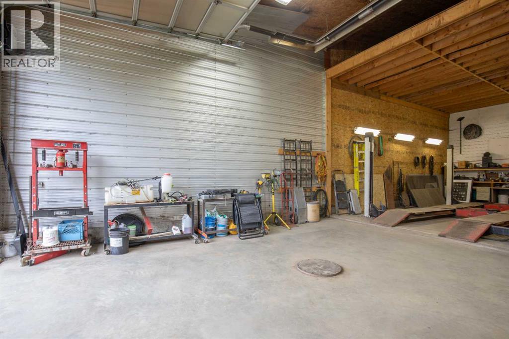 1530 TWP Road 414, Rural Lacombe County