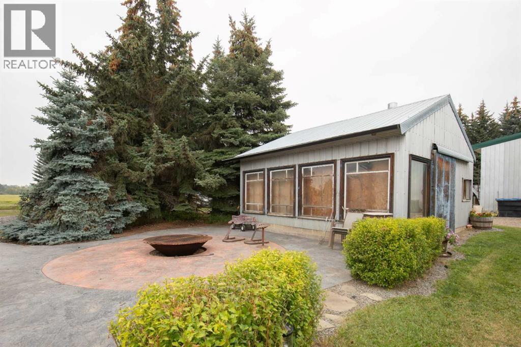 1530 TWP Road 414, Rural Lacombe County
