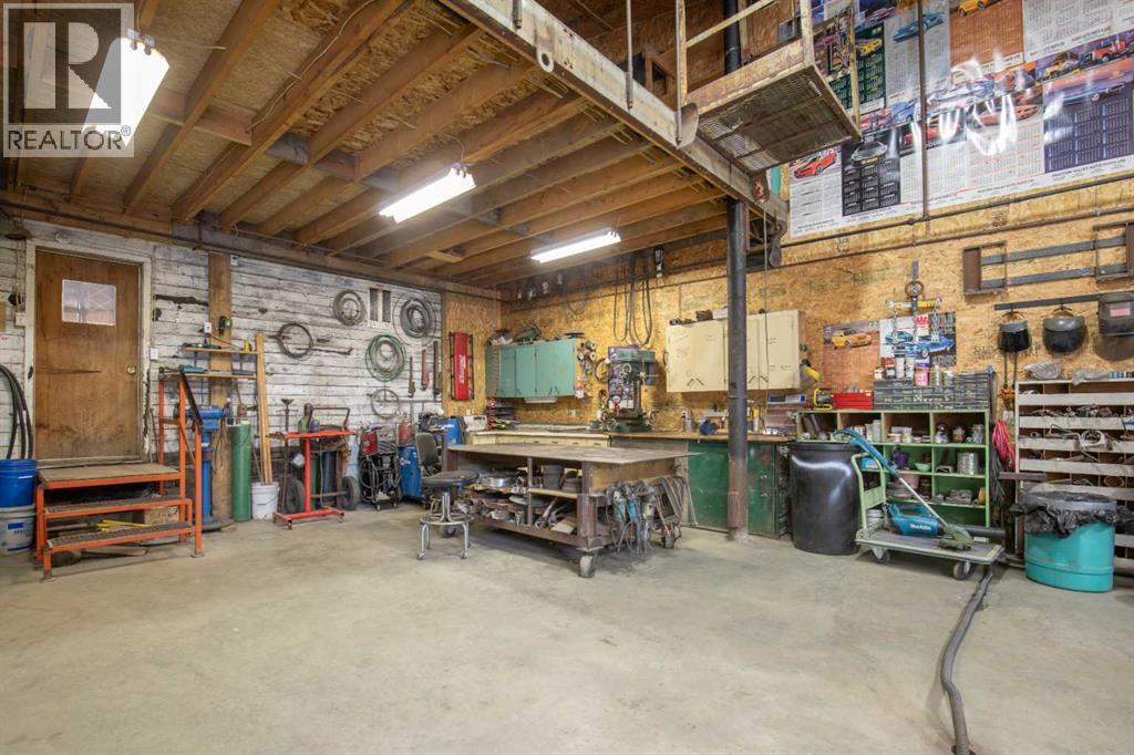 1530 TWP Road 414, Rural Lacombe County