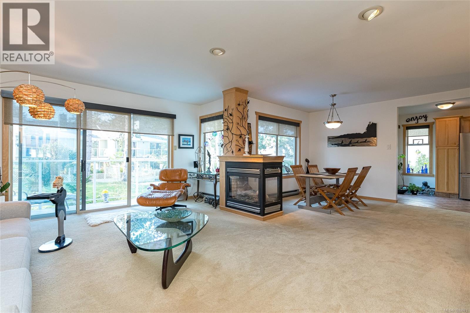 18 2020 White Birch Rd, Sidney