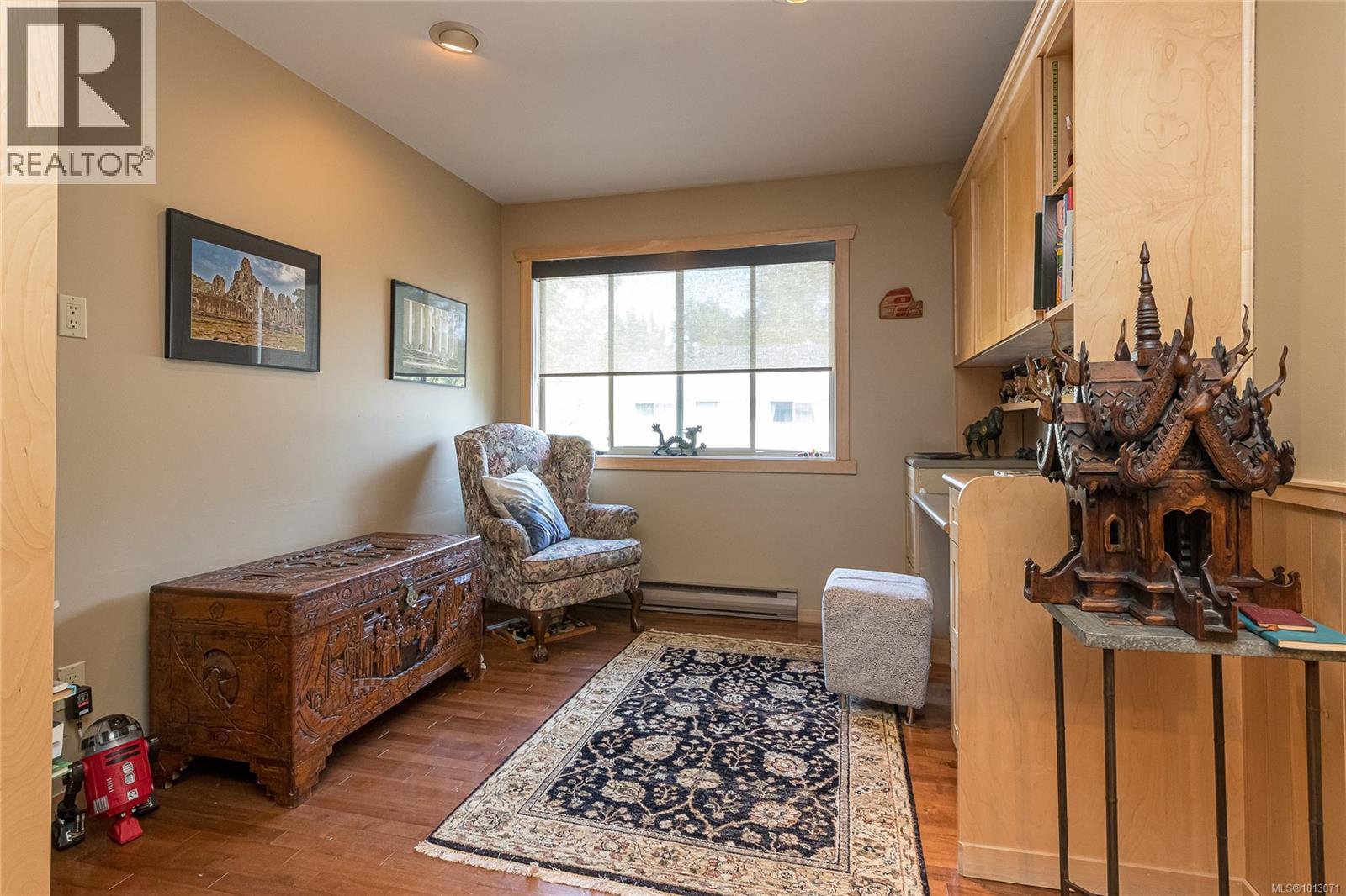 18 2020 White Birch Rd, Sidney