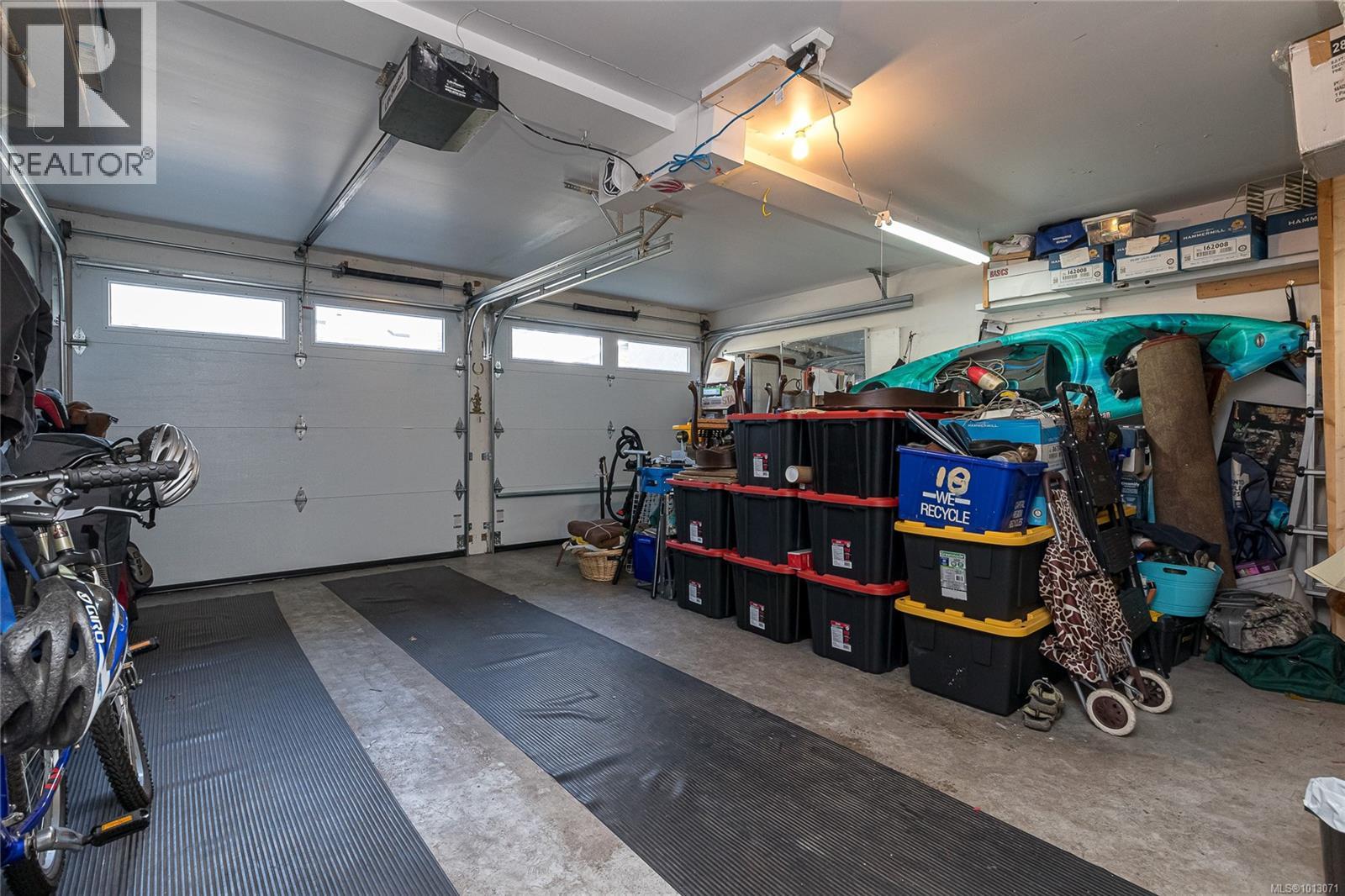 18 2020 White Birch Rd, Sidney