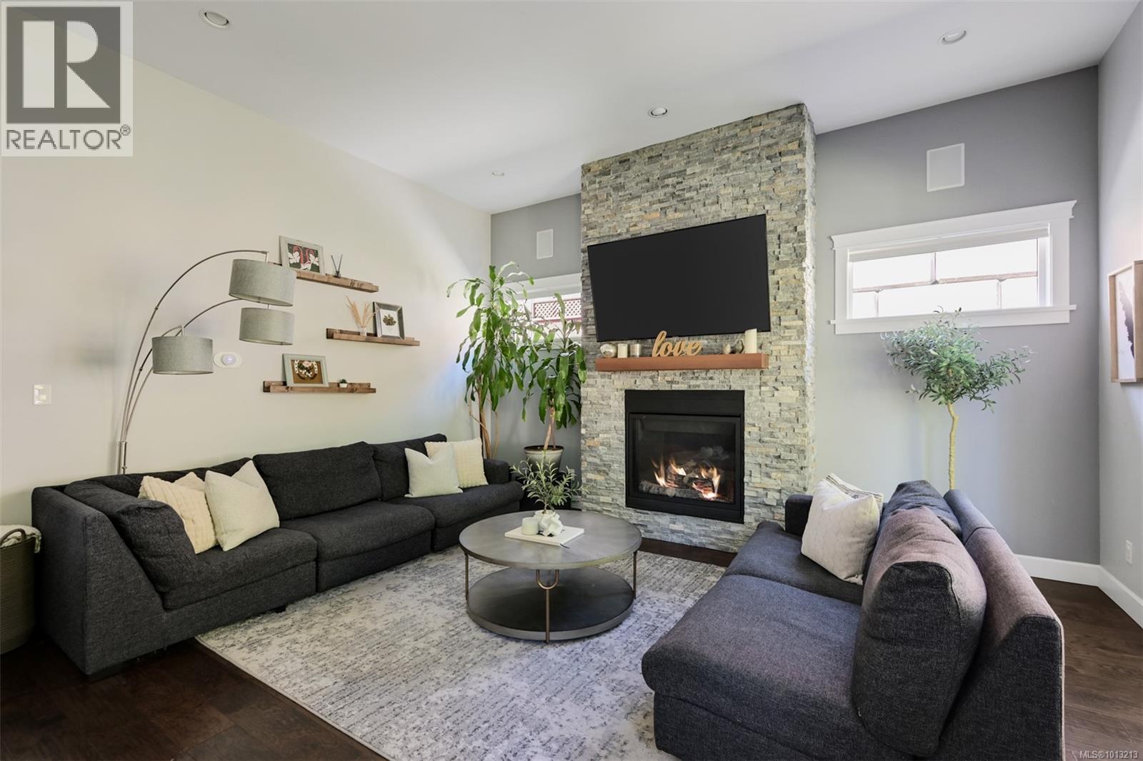 856 Hayden Pl, Mill Bay