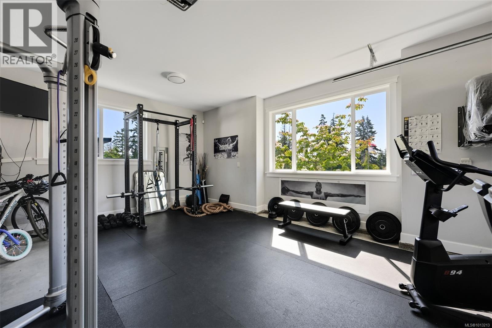 856 Hayden Pl, Mill Bay