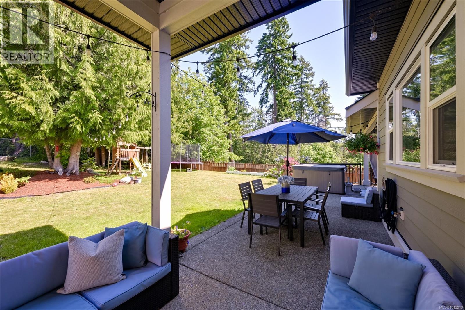856 Hayden Pl, Mill Bay