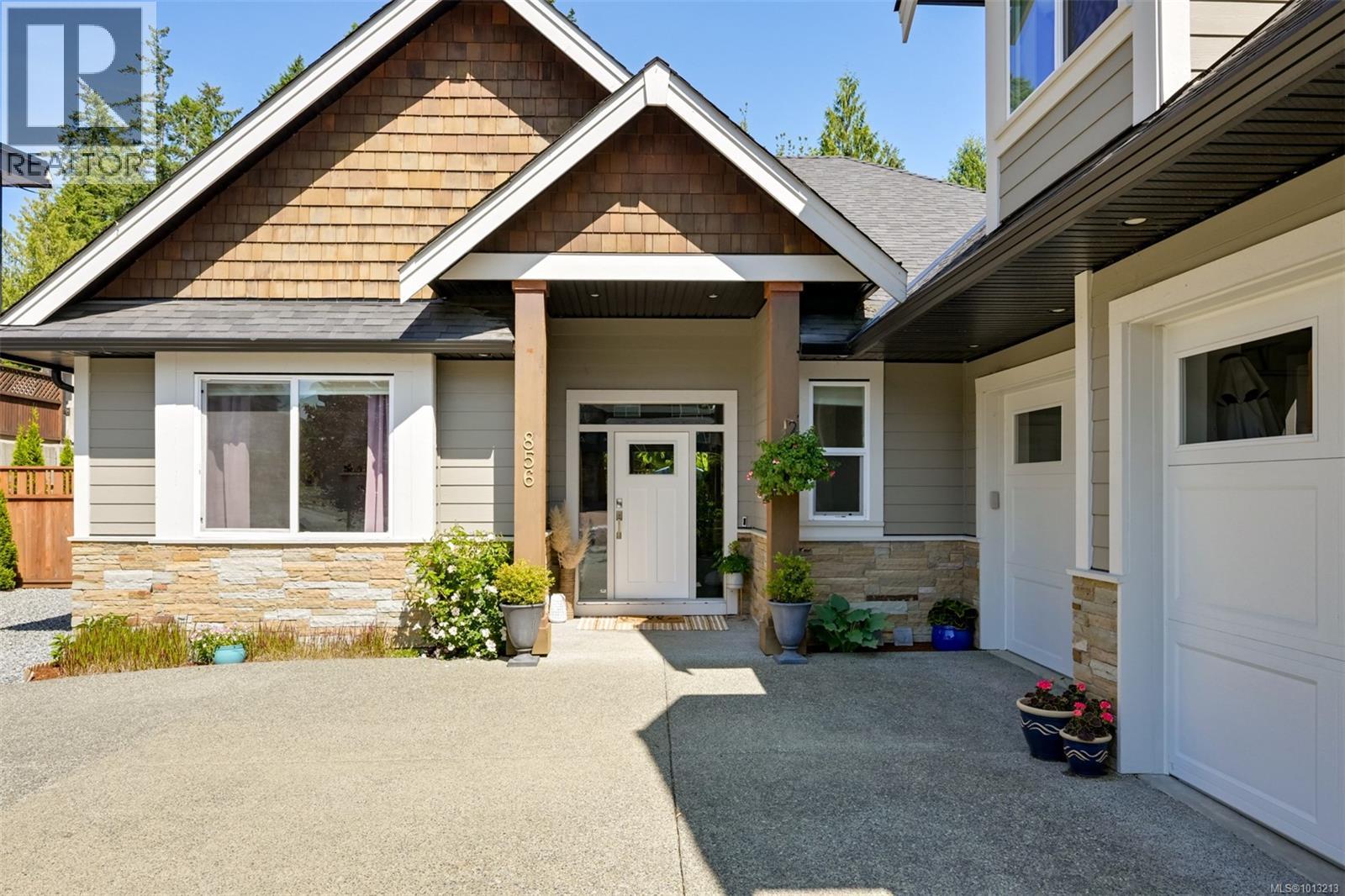 856 Hayden Pl, Mill Bay