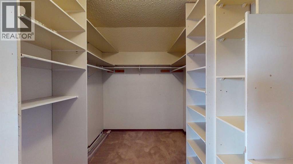 400 Silin Forest Road, Fort McMurray