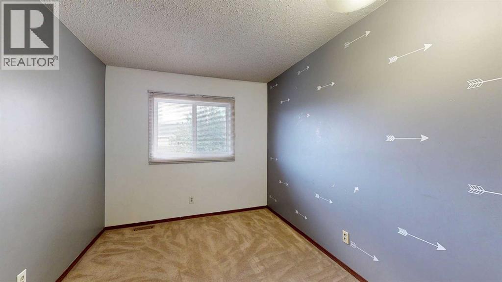 400 Silin Forest Road, Fort McMurray