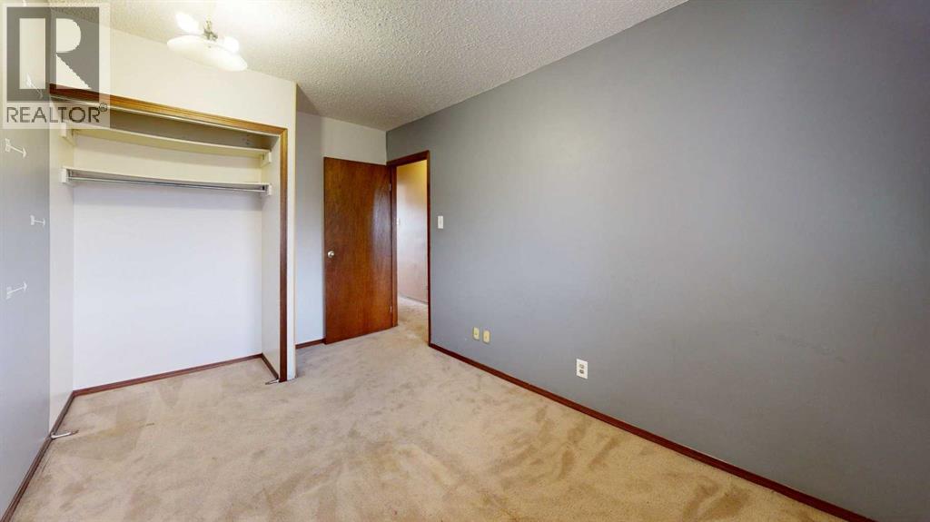 400 Silin Forest Road, Fort McMurray