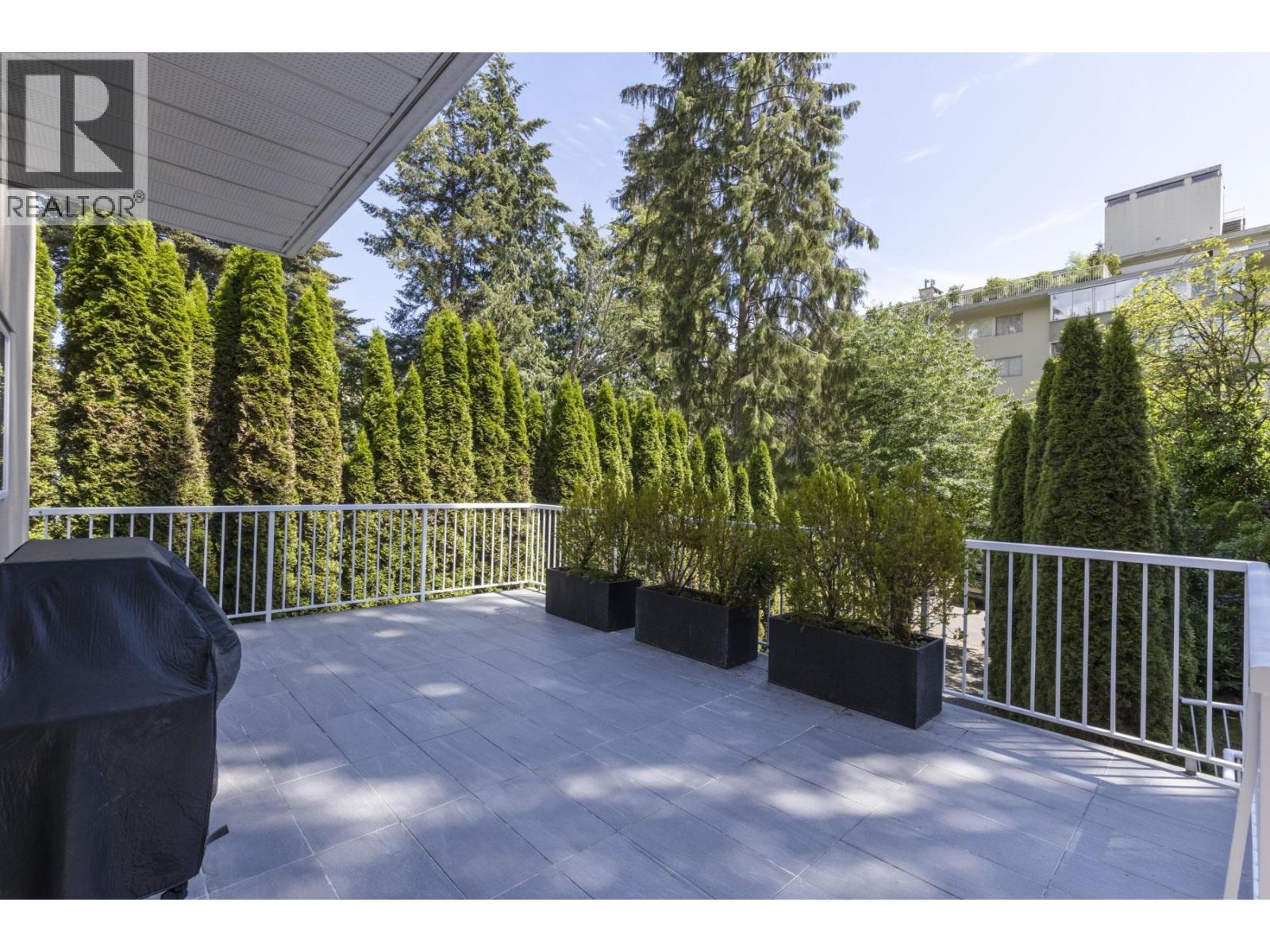 1426 FULTON AVENUE, West Vancouver