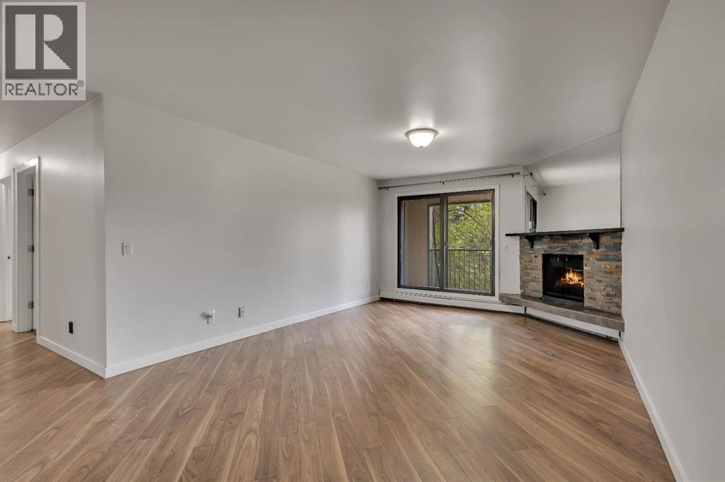 Single Family House for Sale in  C  Street NW Varsity Calgary 