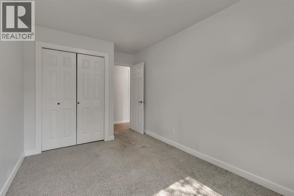Single Family House for Sale in  C  Street NW Varsity Calgary 