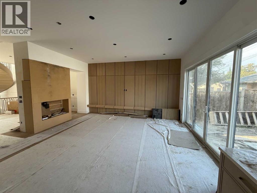Single Family House for Sale in  Broadview Road NW West Hillhurst Calgary 