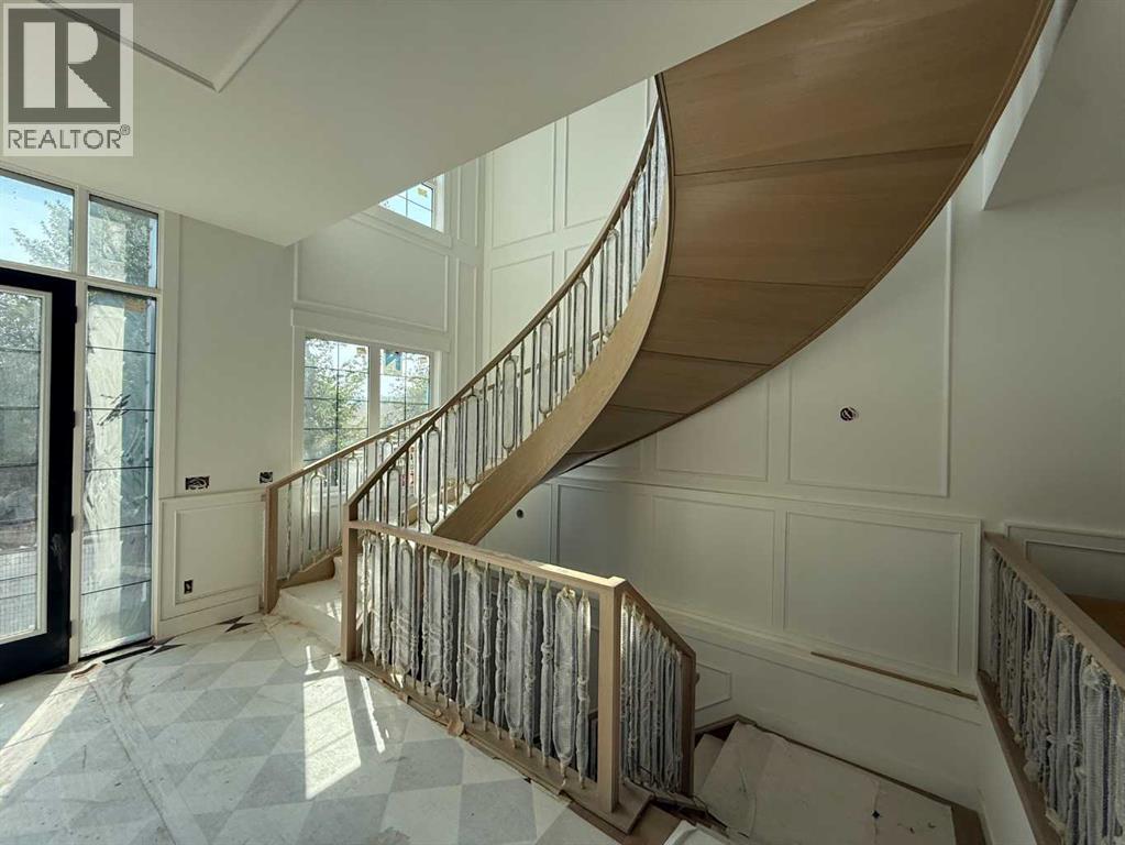 Single Family House for Sale in  Broadview Road NW West Hillhurst Calgary 