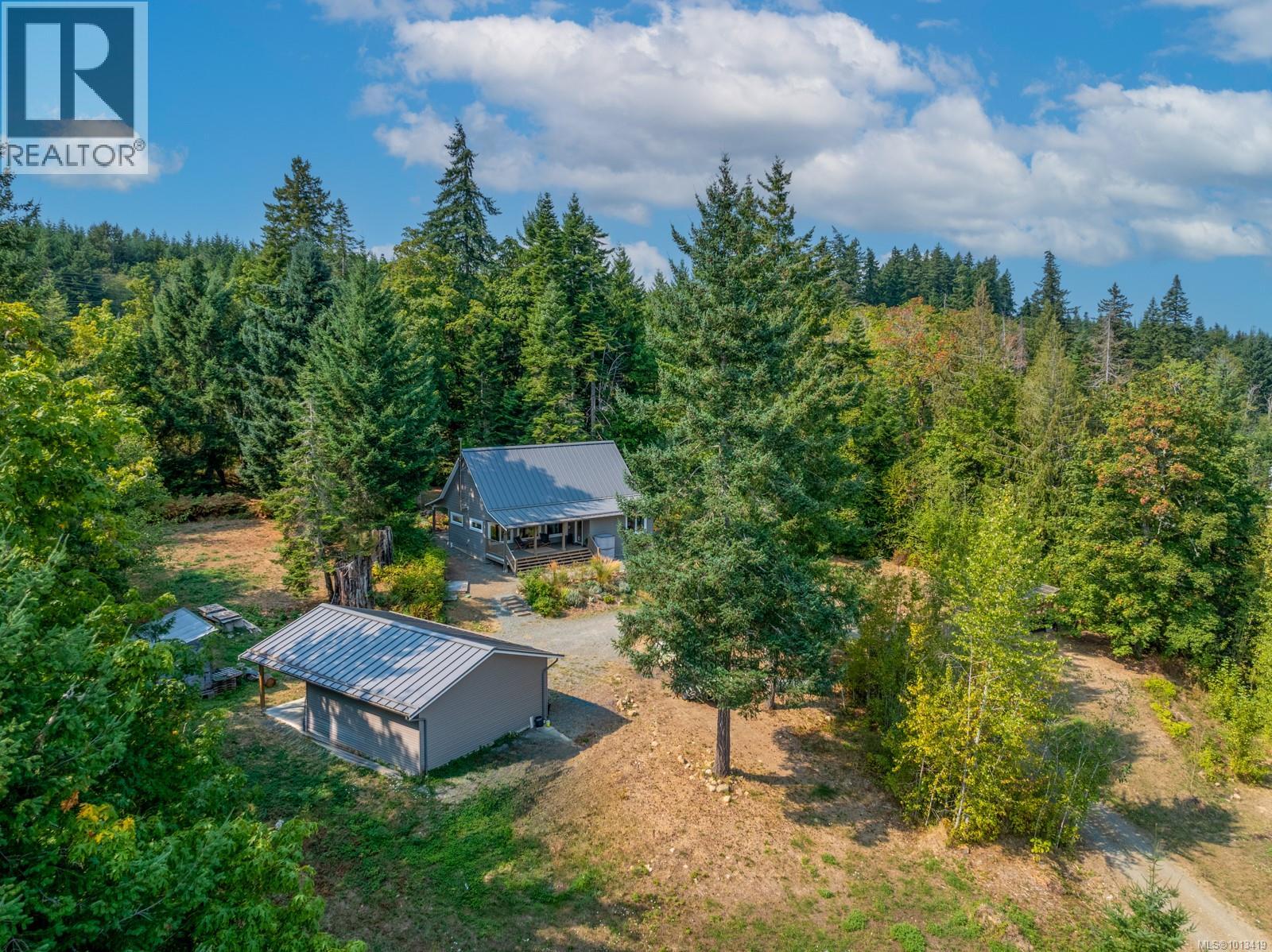 6531 Country Rd, Fanny Bay