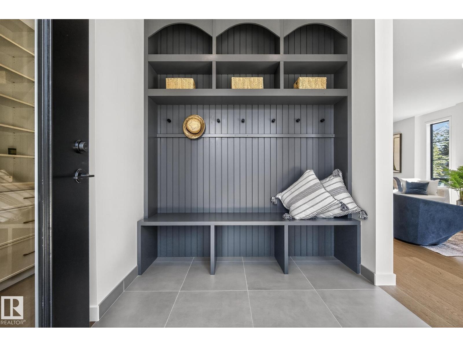 13804 85 AV NW, Edmonton