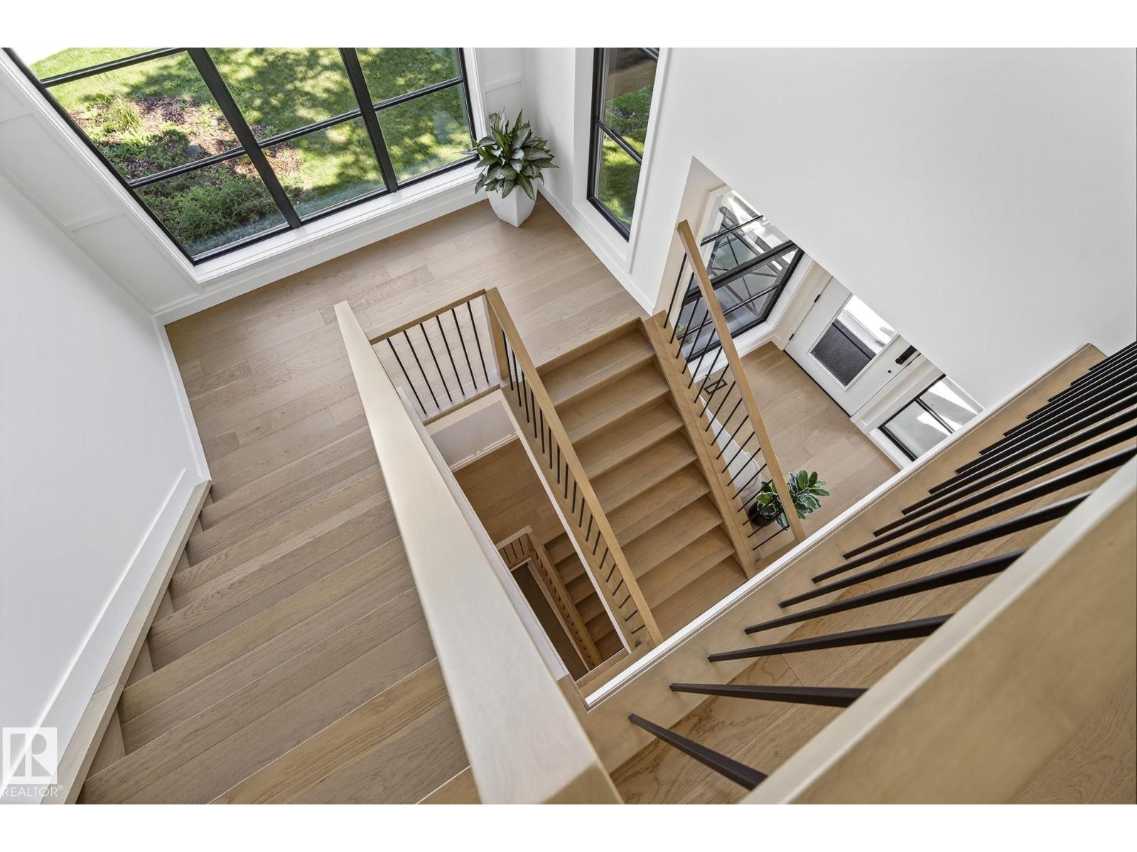 13804 85 AV NW, Edmonton