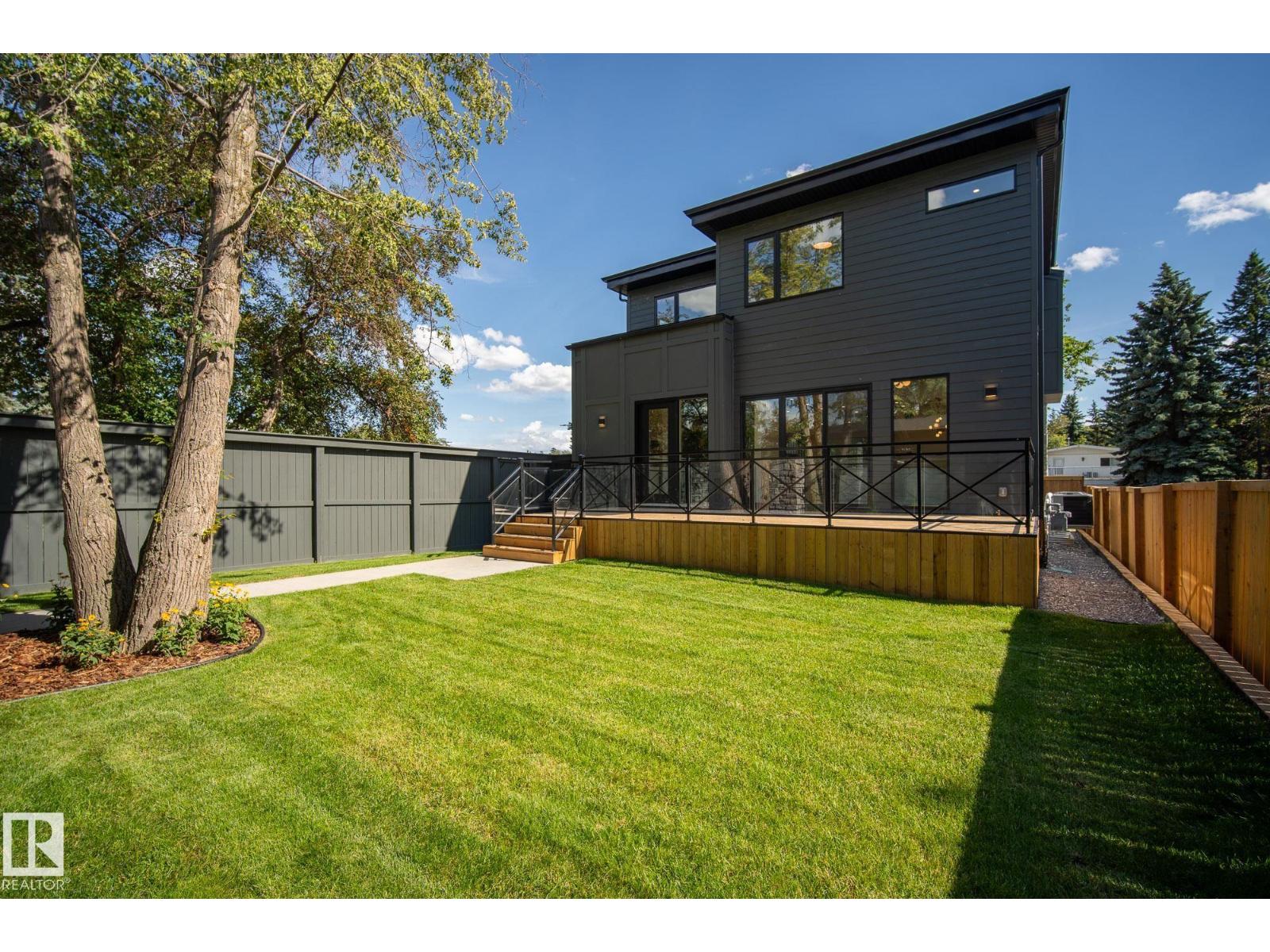 13804 85 AV NW, Edmonton