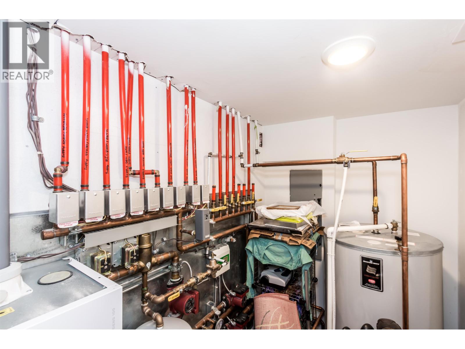 2301 OTTAWA AVENUE, West Vancouver