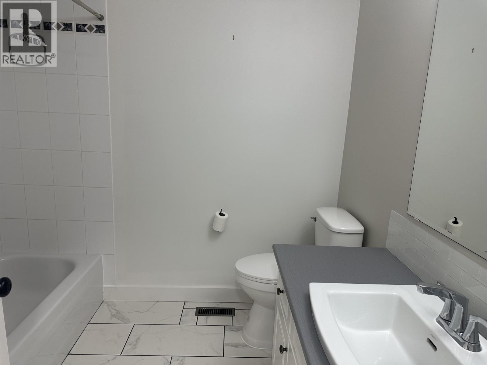 9917 115 AVENUE, Fort St. John