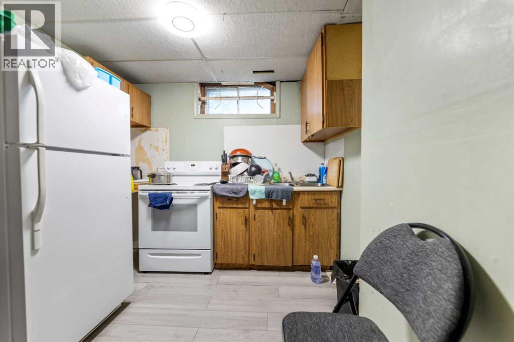 Single Family House for Sale in  Templevale Way NE Temple Calgary 