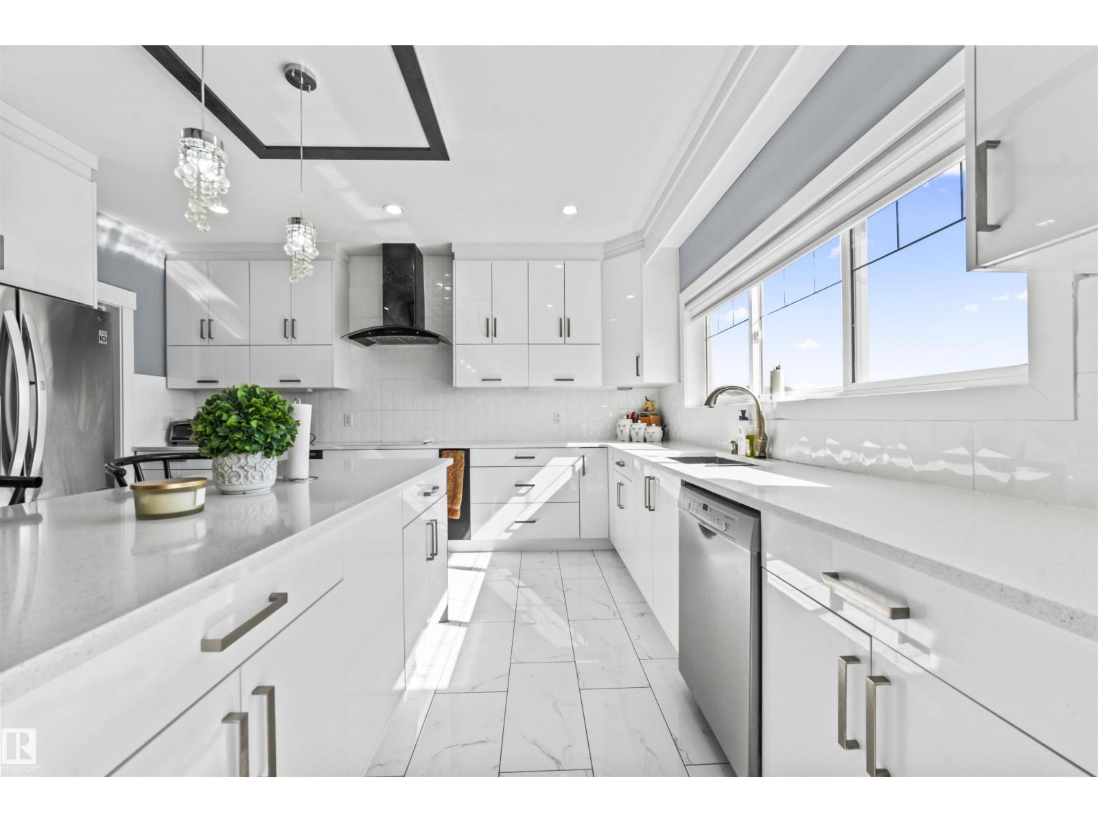 3909 49 AV, Beaumont