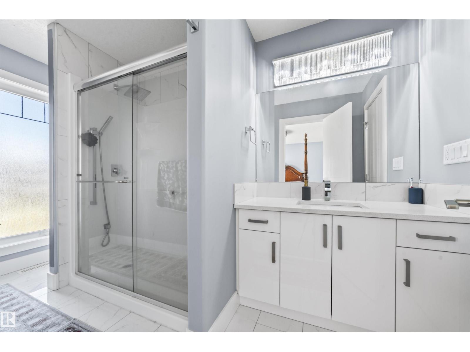 3909 49 AV, Beaumont