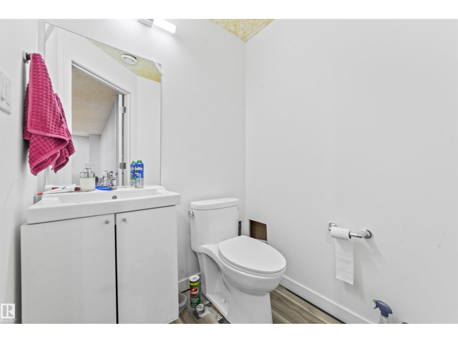 3909 49 AV, Beaumont