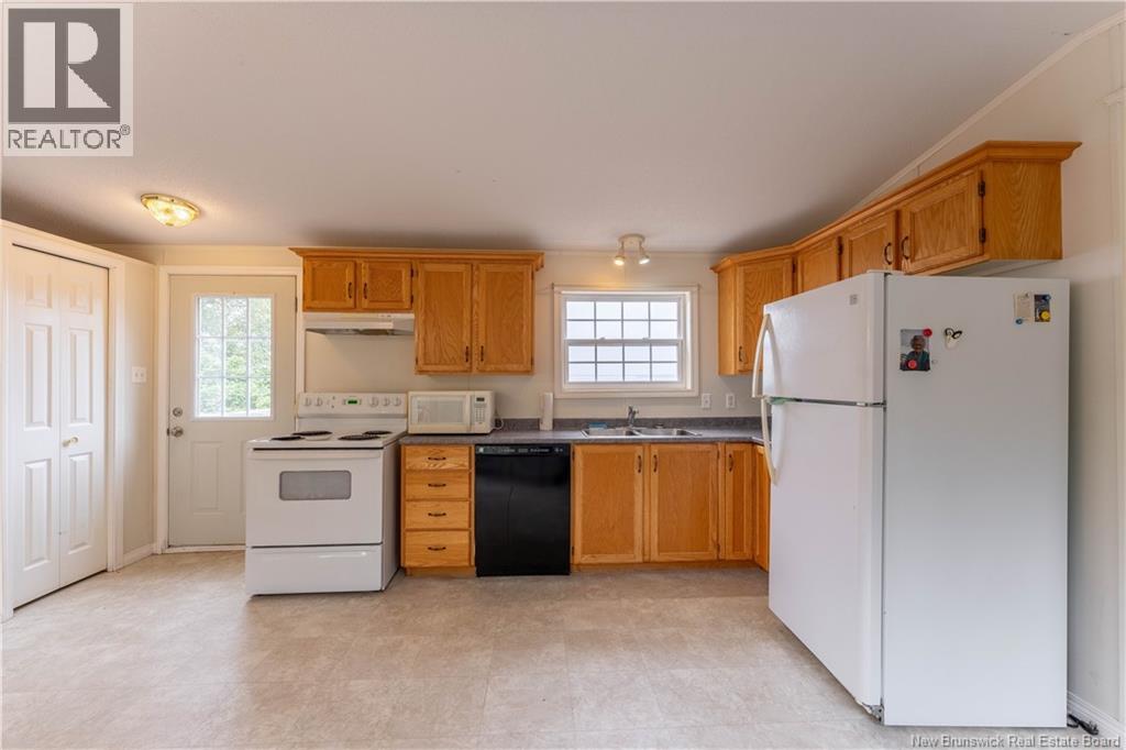 22 772 ROUTE - Image 28